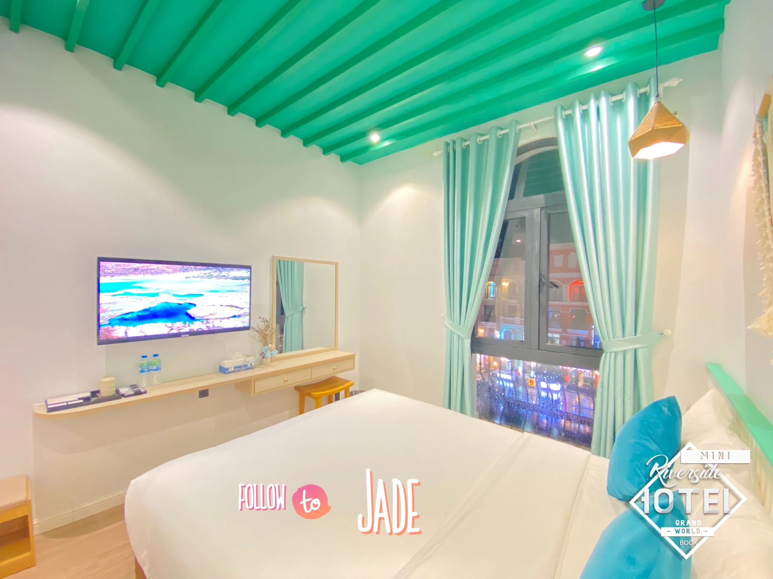 JADE 02 - PHÒNG DOUBLE CỬA SỔ