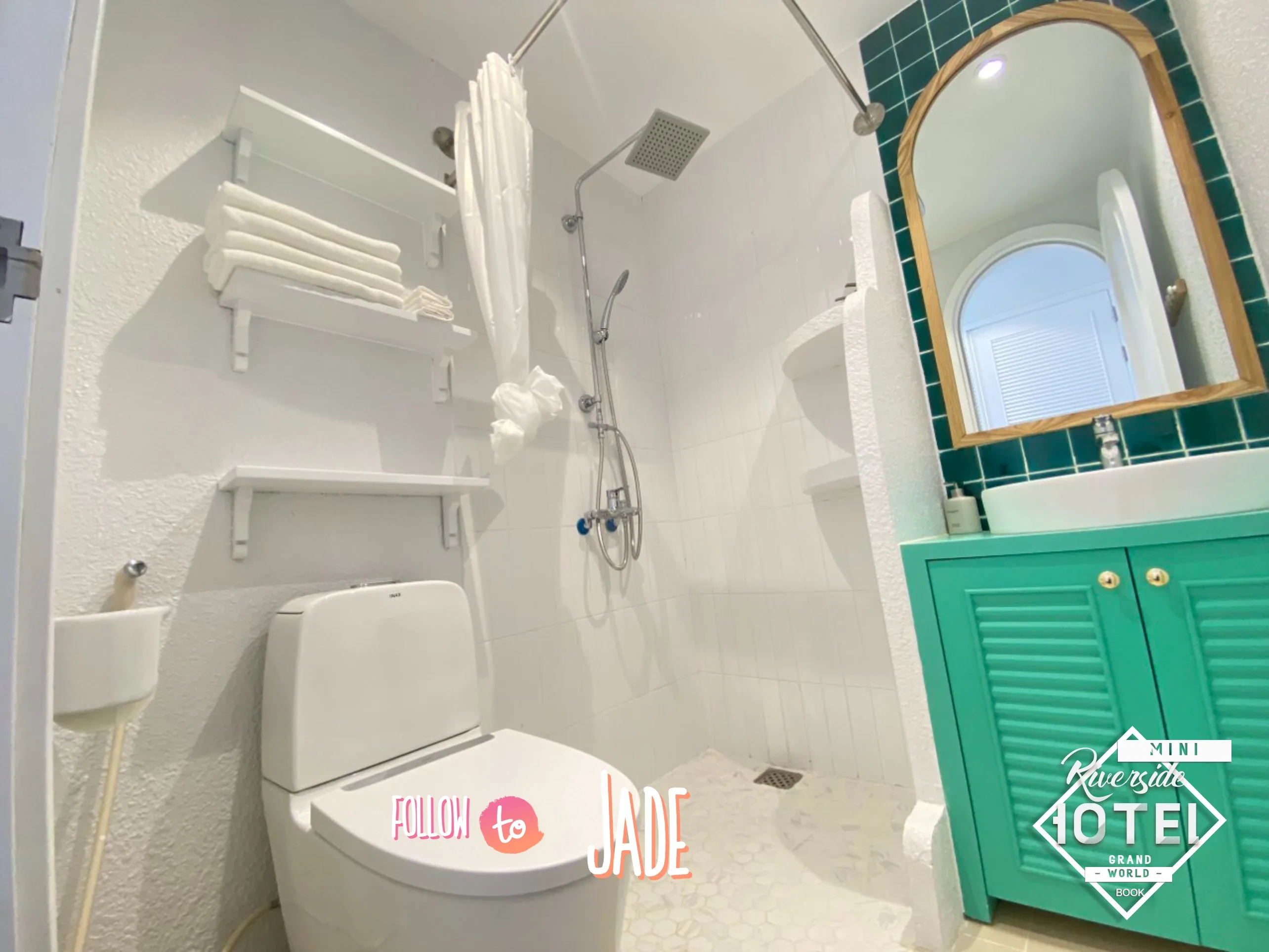 JADE 02 - PHÒNG DOUBLE CỬA SỔ
