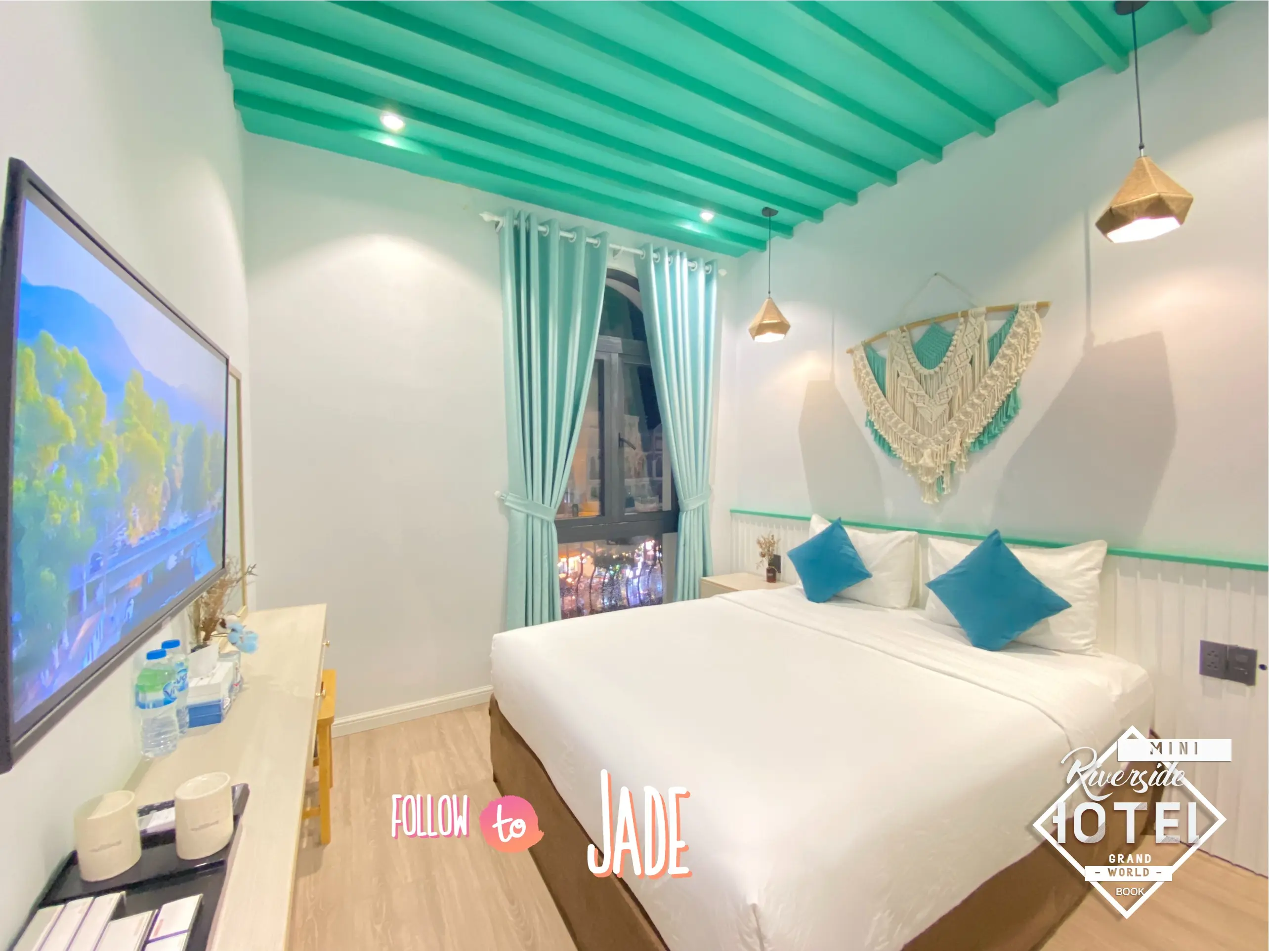 JADE 02 - PHÒNG DOUBLE CỬA SỔ